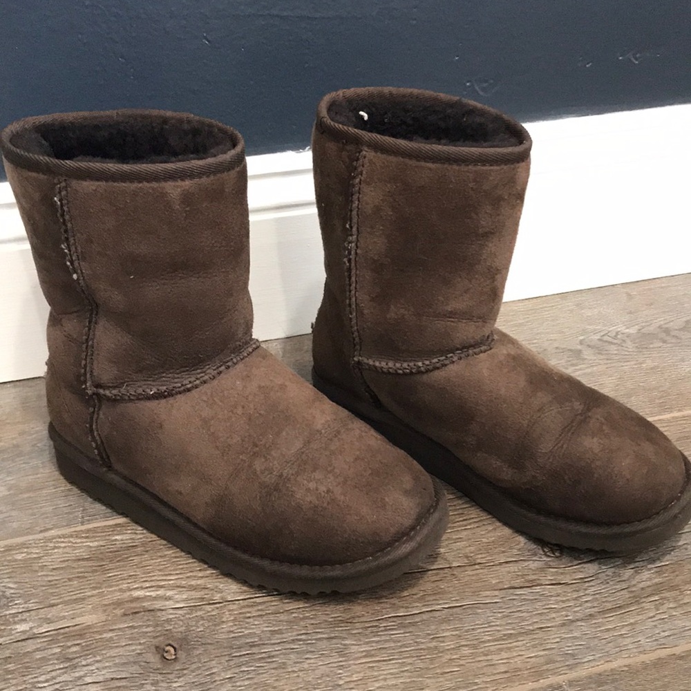 UGG boots dark brown